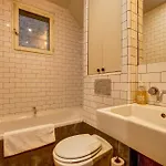 Apartment Le Marais - Les Halles Colorful & Modern 3bd