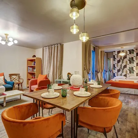 Le Marais - Les Halles Colorful & Modern 3bd * Париж