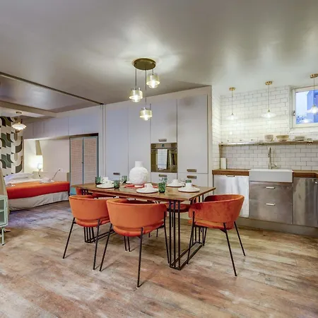 Апартаменты Le Marais - Les Halles Colorful & Modern 3bd Париж