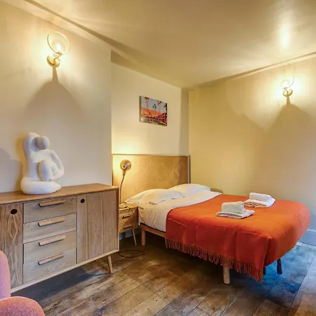 Le Marais - Les Halles Colorful & Modern 3bd * Париж