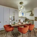 Le Marais - Les Halles Colorful & Modern 3bd