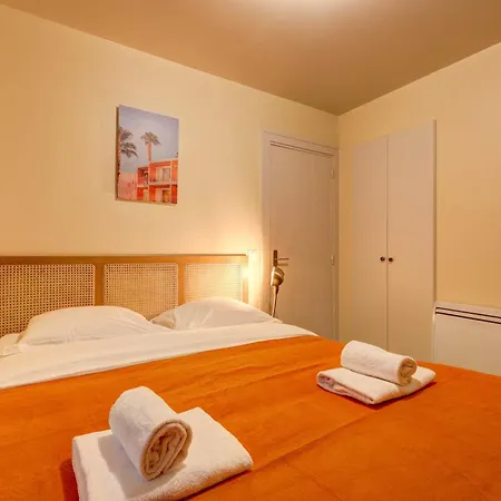 דירה Le Marais - Les Halles Colorful & Modern 3bd פריז