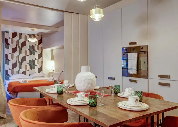 Le Marais - Les Halles Colorful & Modern 3bd Parijs