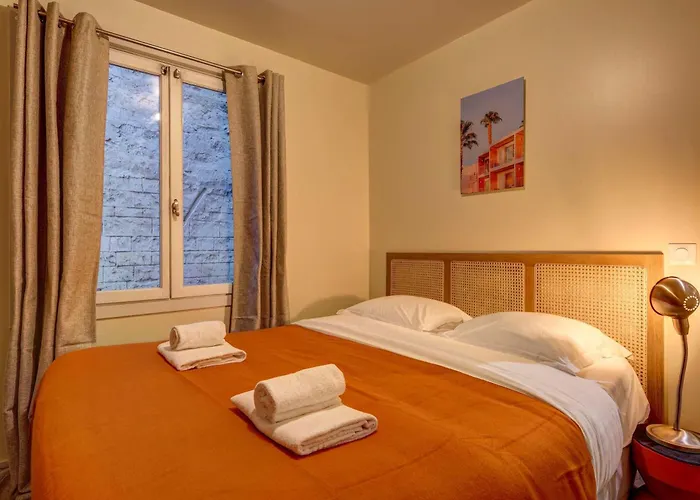 Le Marais - Les Halles Colorful & Modern 3bd