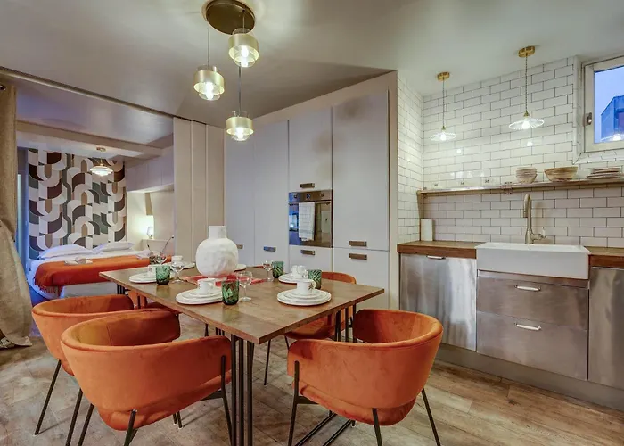 شقة Le Marais - Les Halles Colorful & Modern 3bd *
